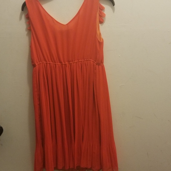 Sleeveless dress - Picture 5 of 5